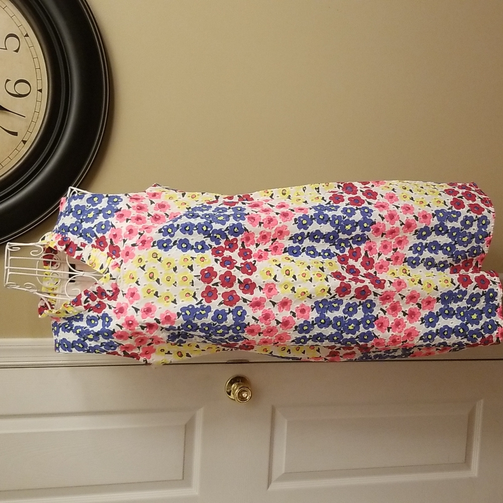 Super adorable Talbots vibrant dress